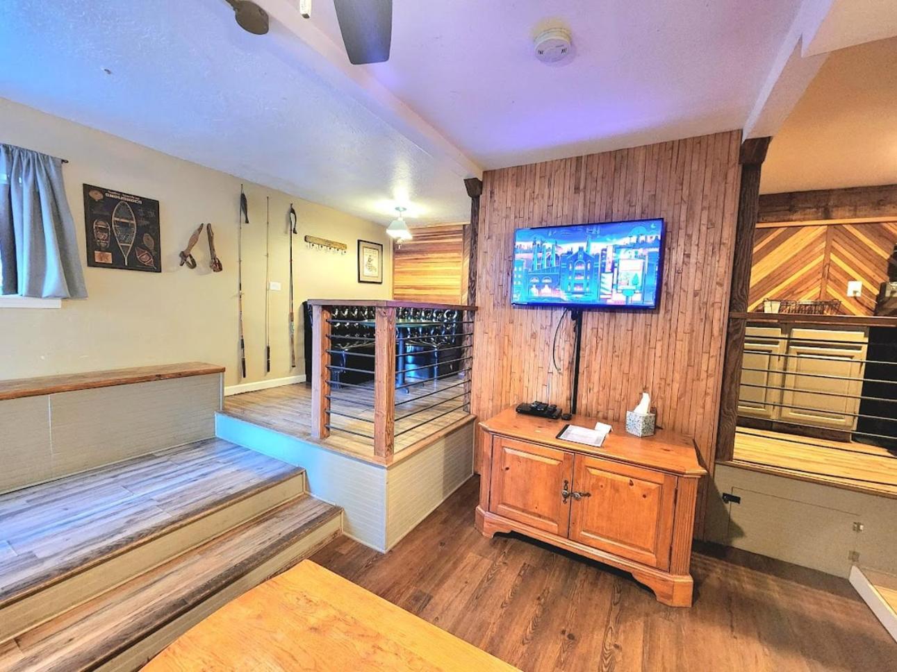 Miners Suite-Centrally Located In Shaver Lake Шейвер Лейк Экстерьер фото