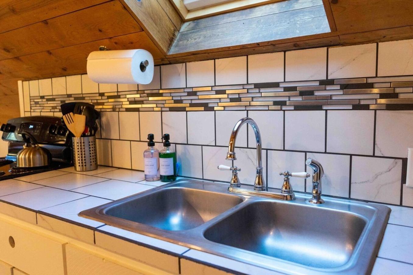 Miners Suite-Centrally Located In Shaver Lake Шейвер Лейк Экстерьер фото