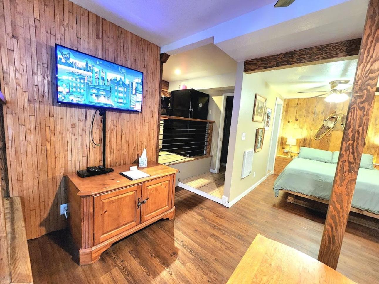 Miners Suite-Centrally Located In Shaver Lake Шейвер Лейк Экстерьер фото