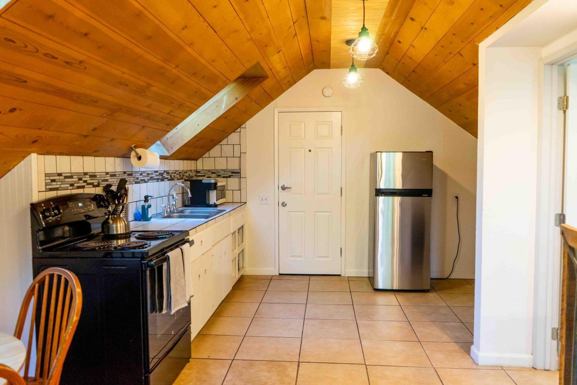 Miners Suite-Centrally Located In Shaver Lake Шейвер Лейк Экстерьер фото