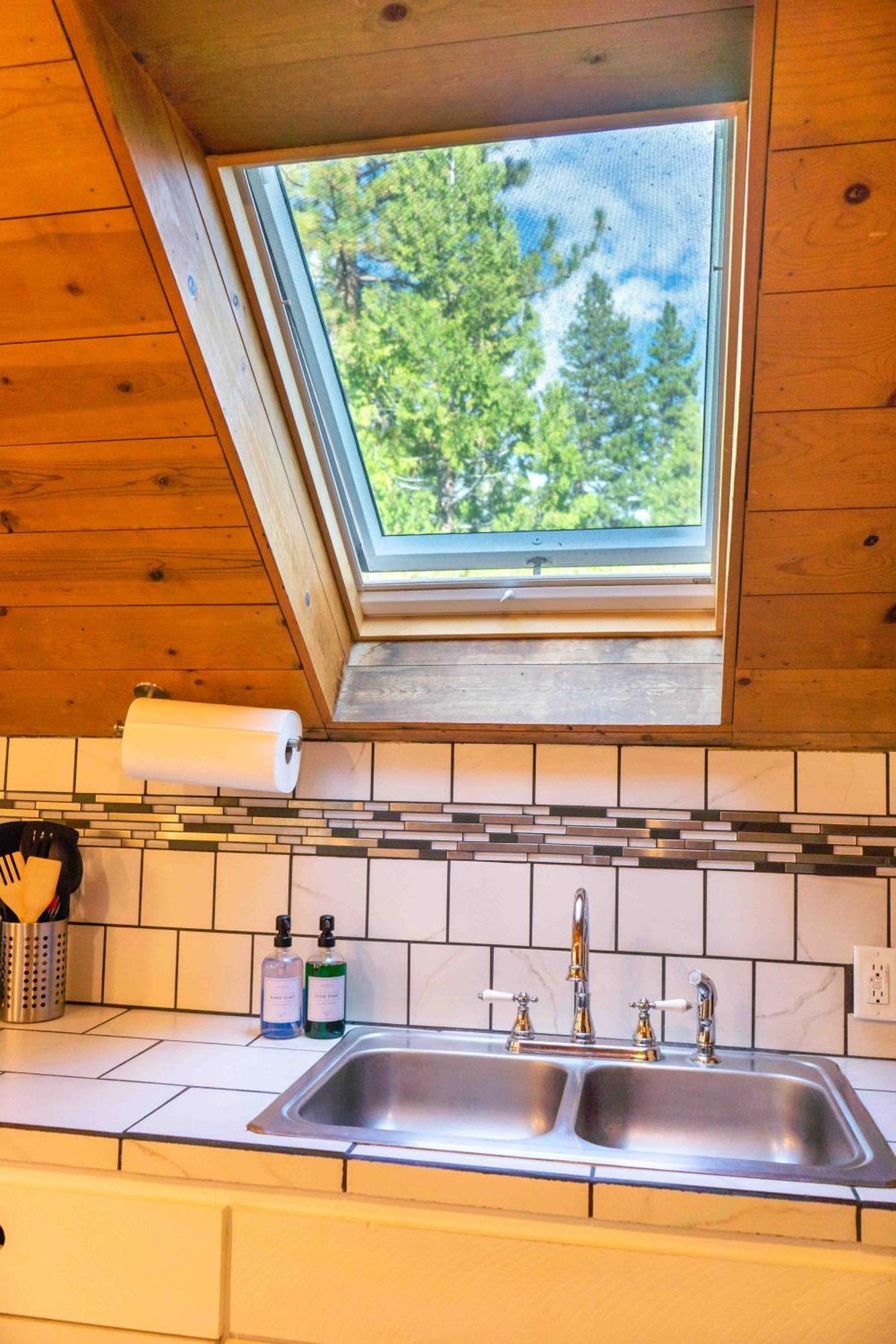 Miners Suite-Centrally Located In Shaver Lake Шейвер Лейк Экстерьер фото