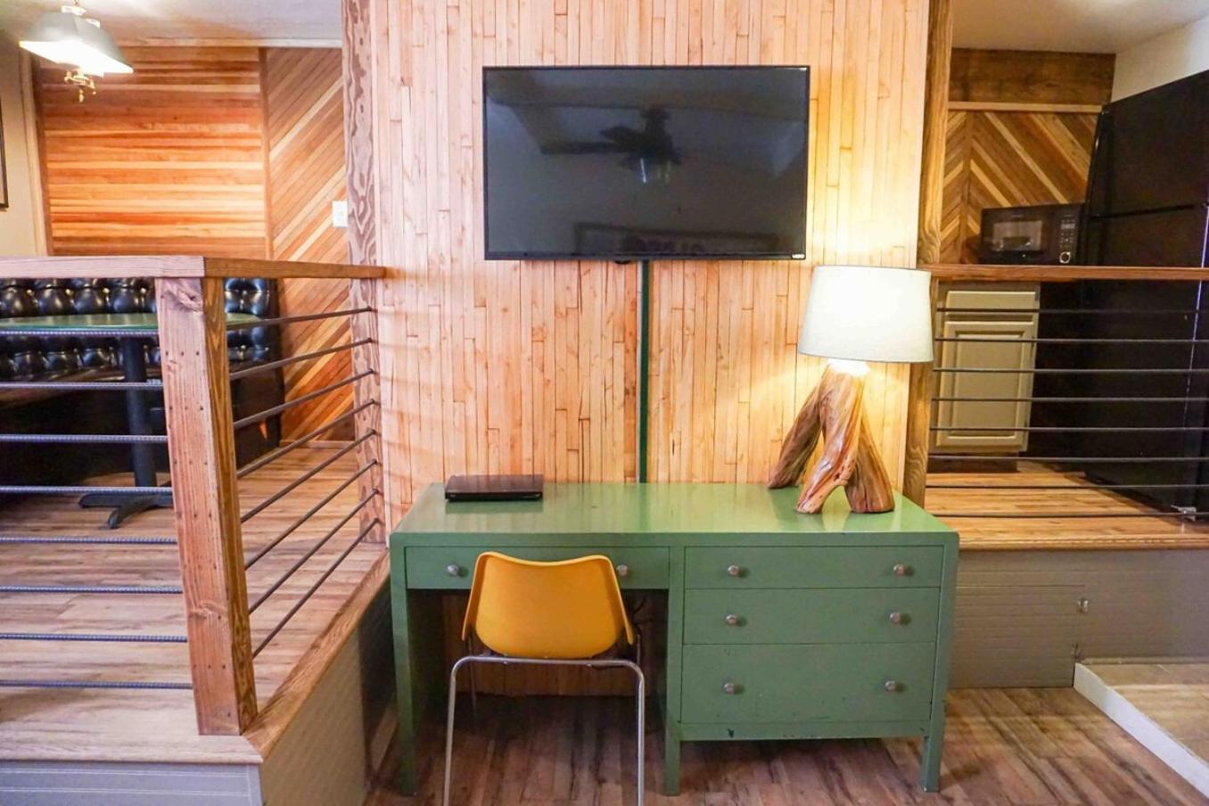 Miners Suite-Centrally Located In Shaver Lake Шейвер Лейк Экстерьер фото