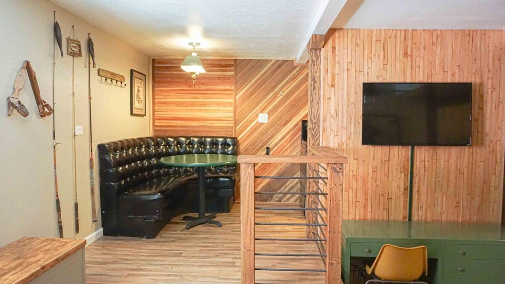 Miners Suite-Centrally Located In Shaver Lake Шейвер Лейк Экстерьер фото